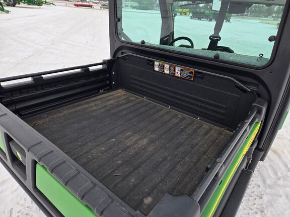 2021 John Deere 835R ATV