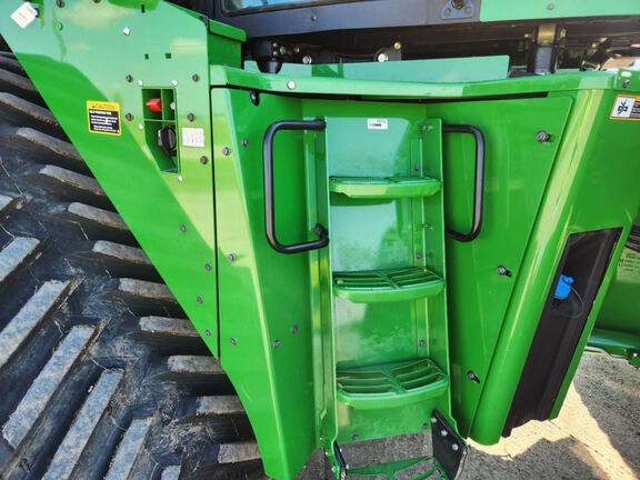 2023 John Deere 9RX 640 Tractor Rubber Track