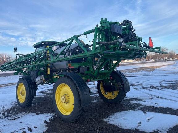 2016 John Deere R4038 Sprayer/High Clearance