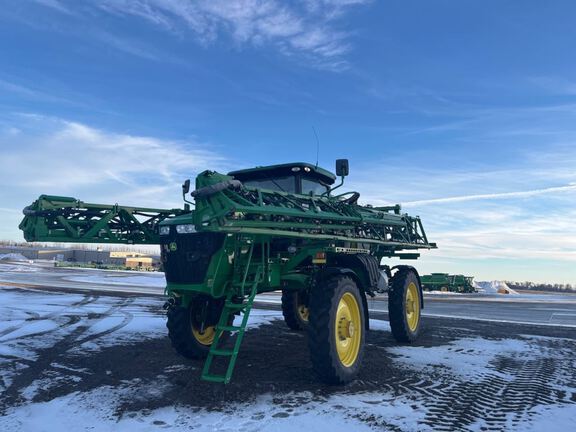 2016 John Deere R4038 Sprayer/High Clearance