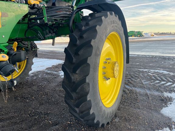 2016 John Deere R4038 Sprayer/High Clearance