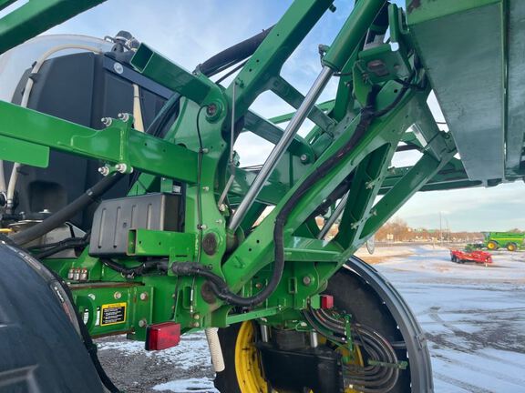 2016 John Deere R4038 Sprayer/High Clearance
