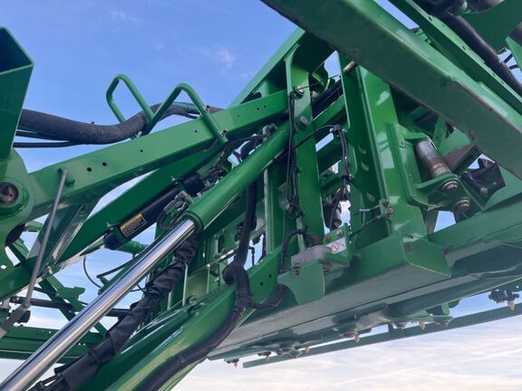 2016 John Deere R4038 Sprayer/High Clearance