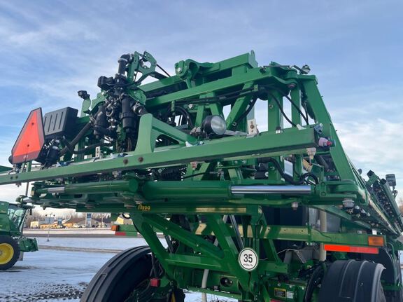 2016 John Deere R4038 Sprayer/High Clearance