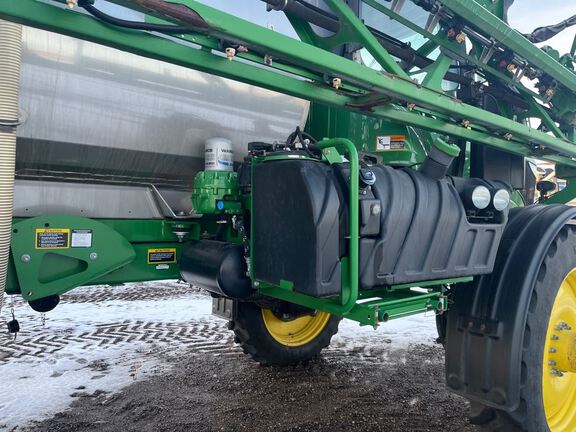 2016 John Deere R4038 Sprayer/High Clearance