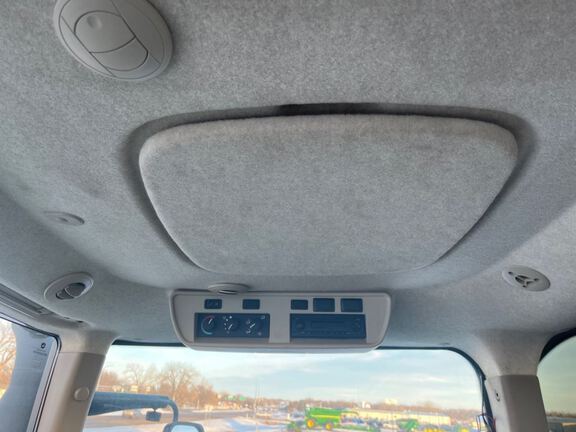 2016 John Deere R4038 Sprayer/High Clearance