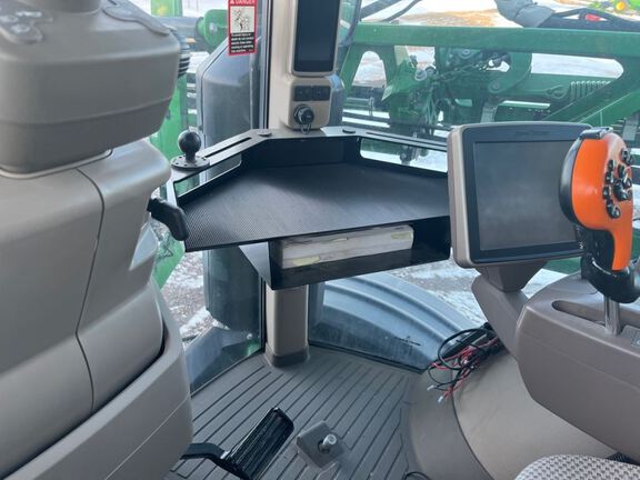 2016 John Deere R4038 Sprayer/High Clearance