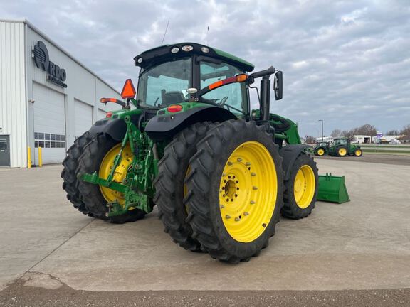 2016 John Deere 6175R Tractor