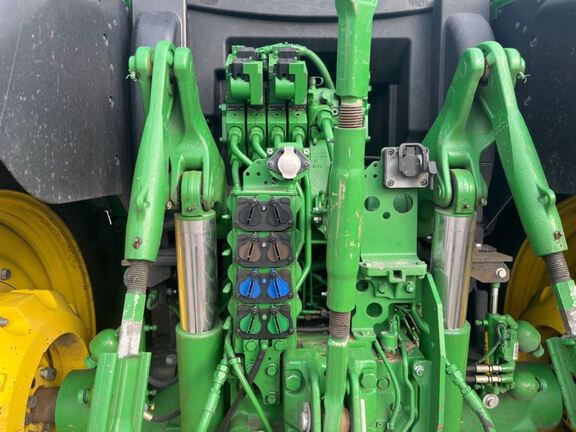 2016 John Deere 6175R Tractor