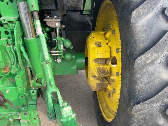 2016 John Deere 6175R Tractor