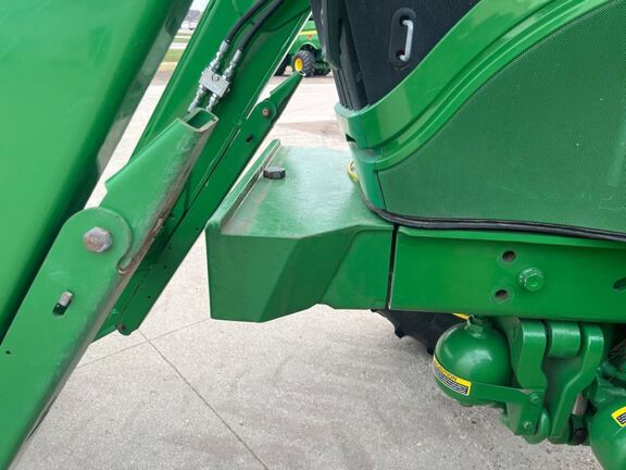 2016 John Deere 6175R Tractor