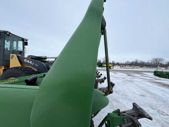 2017 John Deere 612C Header Corn Head