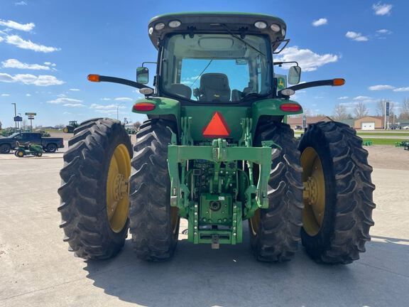 2013 John Deere 7215R Tractor
