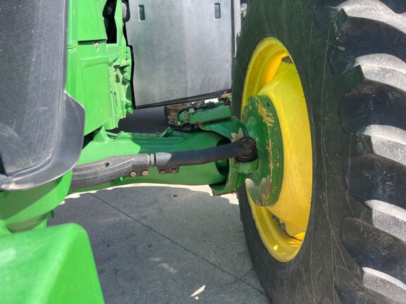 2013 John Deere 7215R Tractor