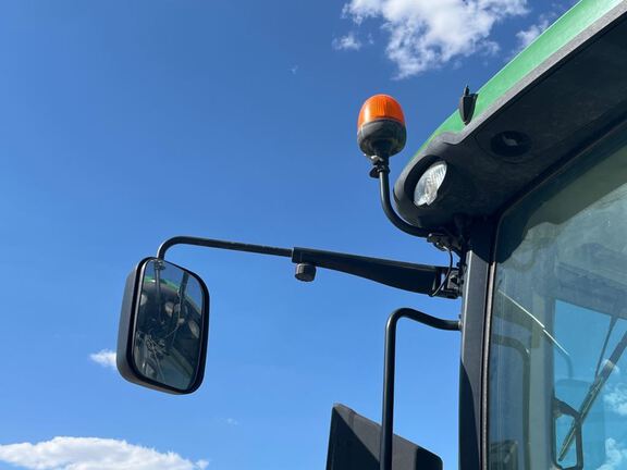 2013 John Deere 7215R Tractor