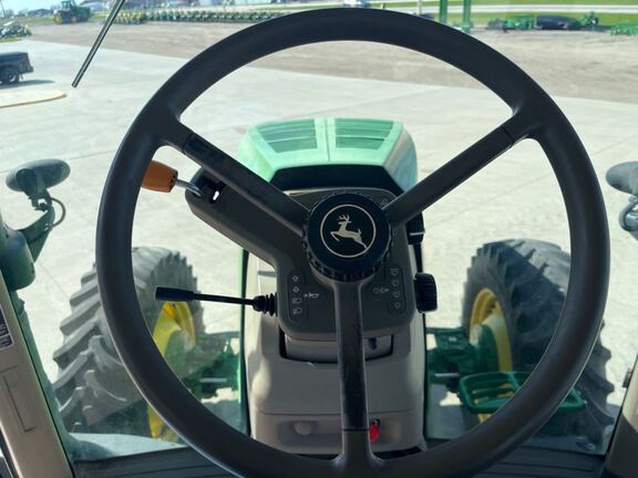 2013 John Deere 7215R Tractor