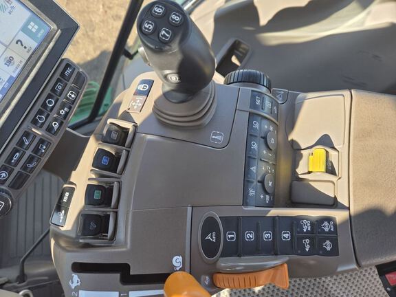 2017 John Deere 6120R Tractor