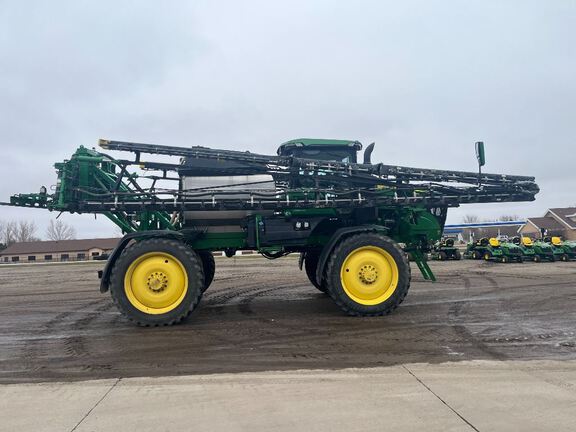 2022 John Deere 412R Sprayer/High Clearance