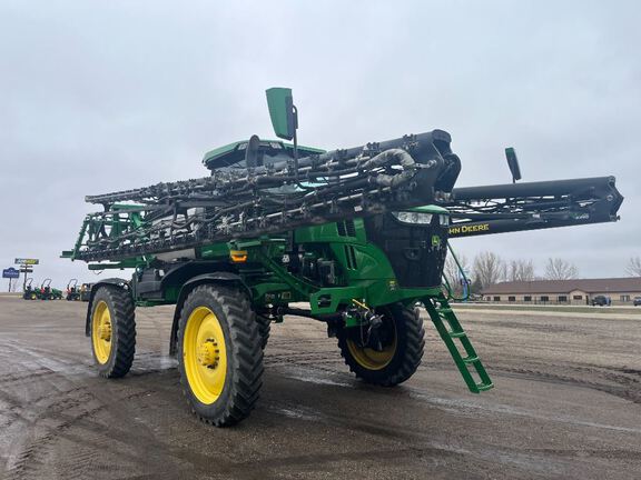 2022 John Deere 412R Sprayer/High Clearance
