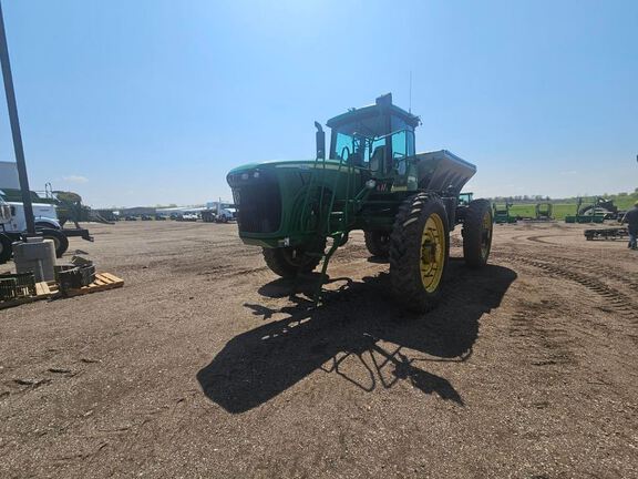 2005 John Deere 4920 Sprayer/High Clearance
