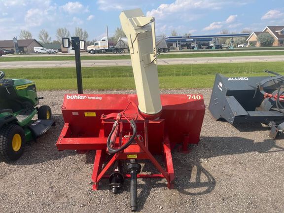 Buhler Farm King 740 Snow Blower
