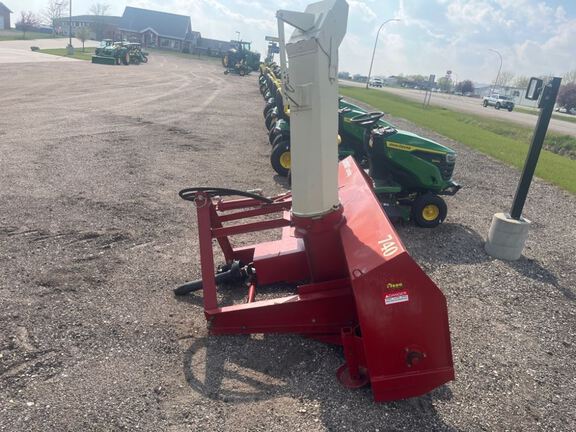 Buhler Farm King 740 Snow Blower