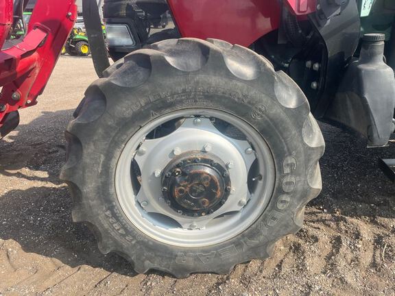 2006 Case JX75 Tractor