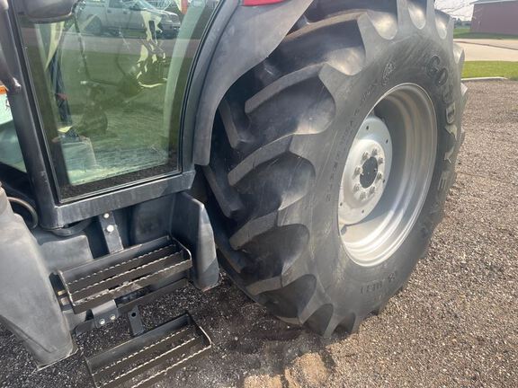 2006 Case JX75 Tractor