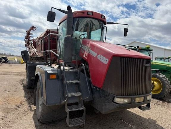 2008 Case 4520 Applicator