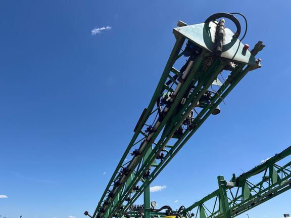 2005 Summers ULTIMATE Sprayer/High Clearance