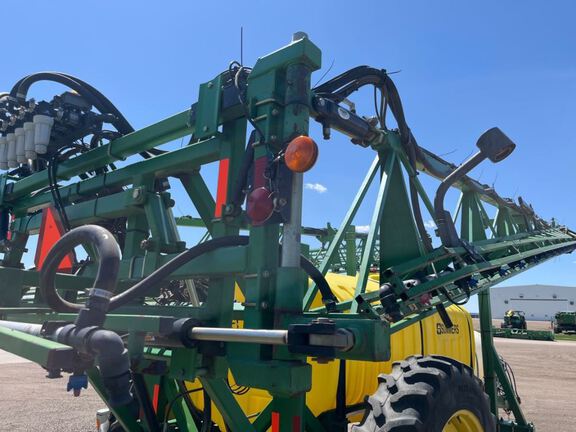 2005 Summers ULTIMATE Sprayer/High Clearance