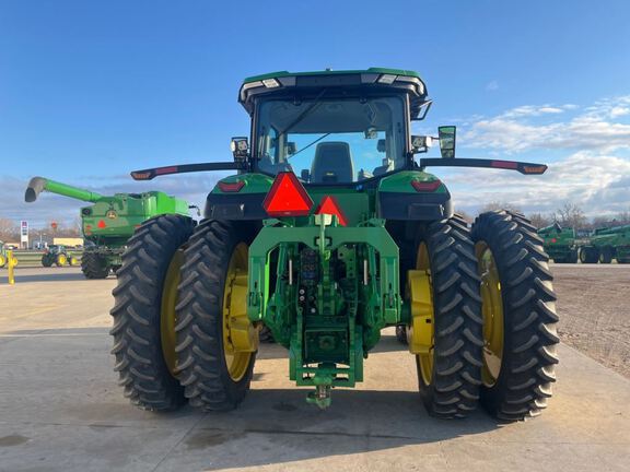 2021 John Deere 8R 370 Tractor
