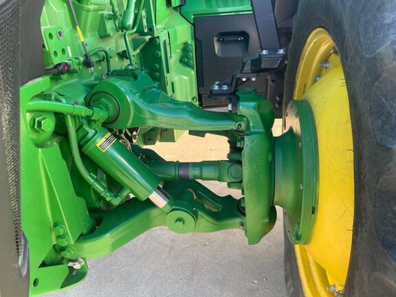 2021 John Deere 8R 370 Tractor