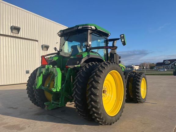 2021 John Deere 8R 370 Tractor