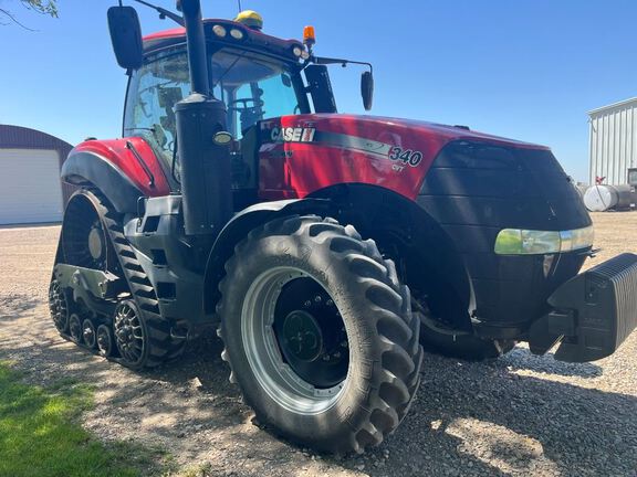 2017 Case 340 ROW TRAC Tractor