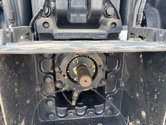 2017 Case 340 ROW TRAC Tractor