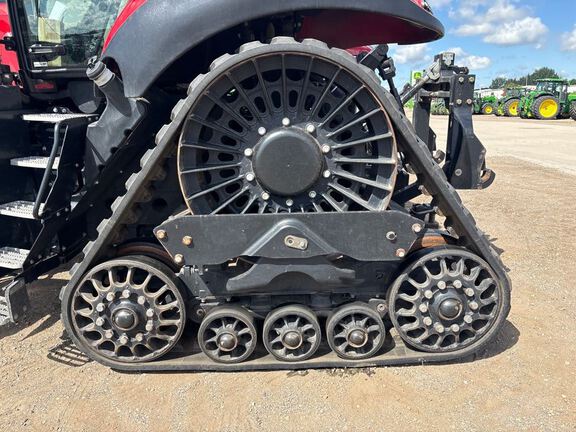 2017 Case 340 ROW TRAC Tractor