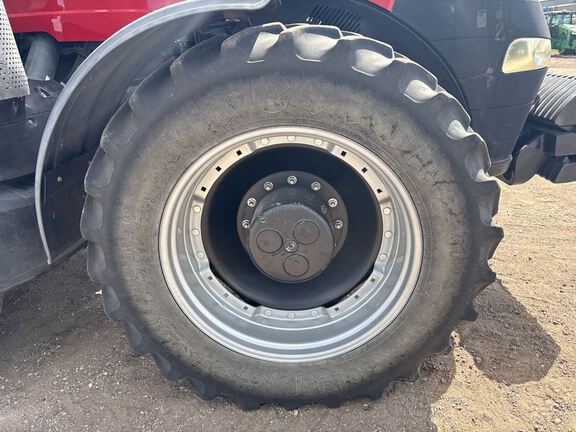 2017 Case 340 ROW TRAC Tractor