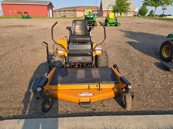 2001 Gannon 6200 Mower/Zero Turn