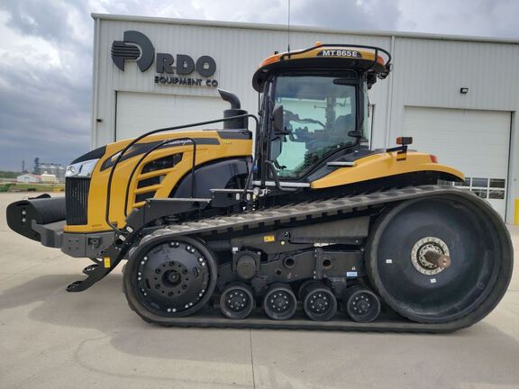 2017 AGCO MT865E Tractor Rubber Track