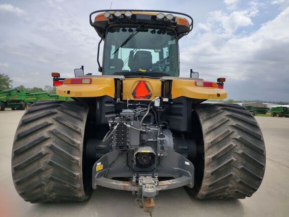 2017 AGCO MT865E Tractor Rubber Track