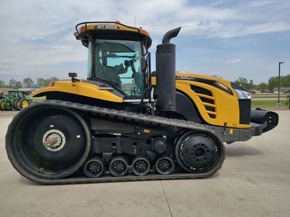 2017 AGCO MT865E Tractor Rubber Track