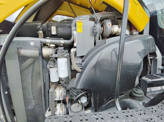 2017 AGCO MT865E Tractor Rubber Track