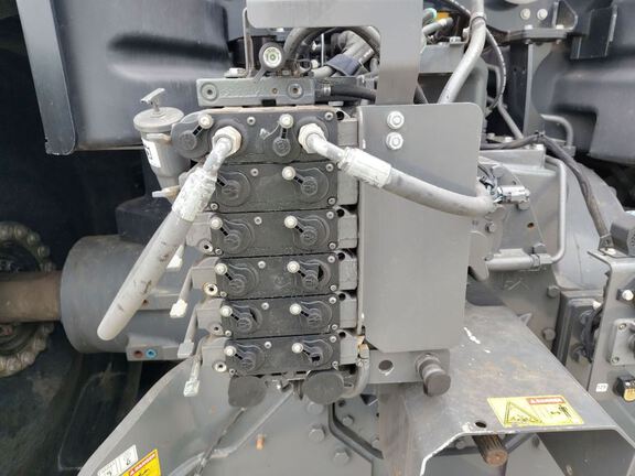 2017 AGCO MT865E Tractor Rubber Track