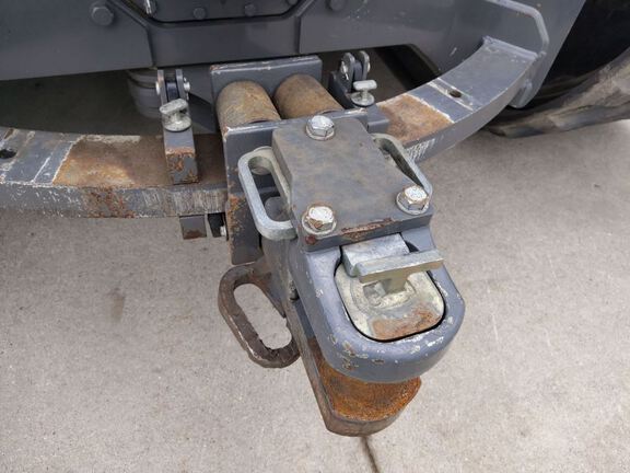 2017 AGCO MT865E Tractor Rubber Track