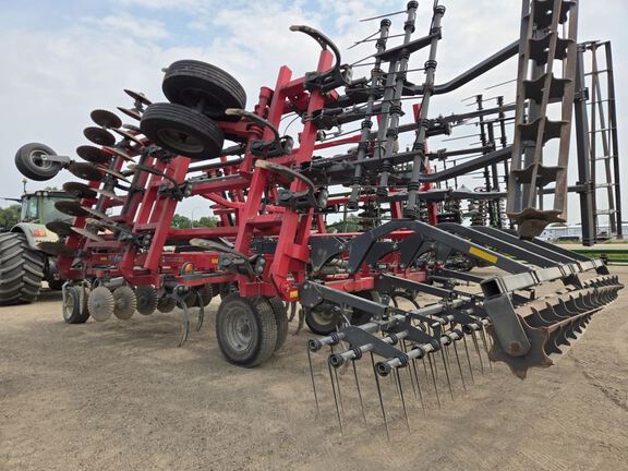 2018 Wil-Rich 483 Chisel Plow