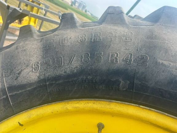 2009 Firestone 520/85R42 Tires