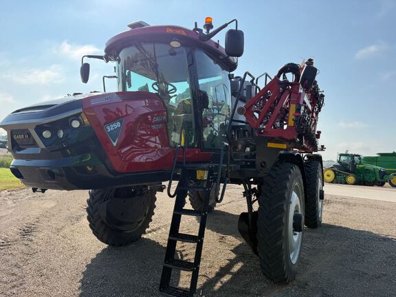 2024 Case 3250 Sprayer/High Clearance