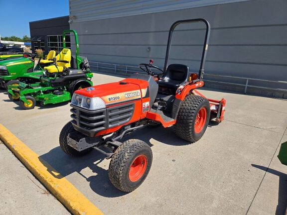 1998 Kubota B7300 Tractor Compact