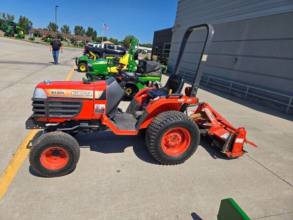 1998 Kubota B7300 Tractor Compact